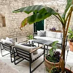 Casa Gojave - Authentic Hvar House With Garden