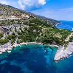 Family Friendly House With A Swimming Pool Cove Zarace - Dubovica, Hvar - 23502