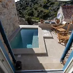 Family Friendly House With A Swimming Pool Cove Zarace - Dubovica, Hvar - 23502