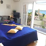 Apartment Tomi