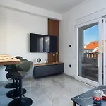 1 Bedroom Nice Apartment In Hvar