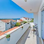 Hvar Apartments 8 Min To The Beach