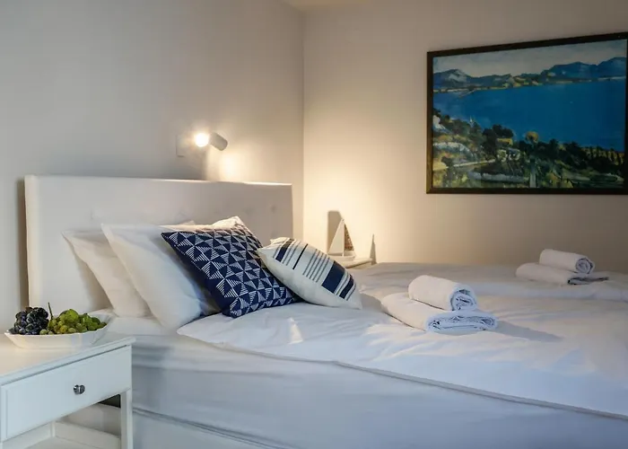Hvar Old Dalmatian House Junior Suite - Deck 2