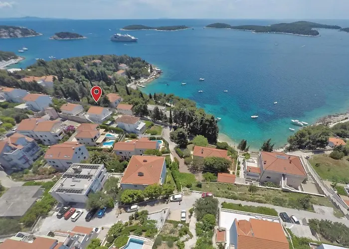 Two-Bedroom Apartment Hvar With Sea View 03
