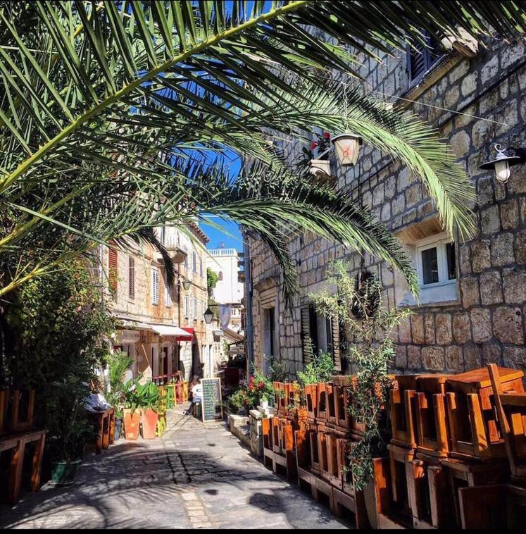 Hvar Centre Dorms *