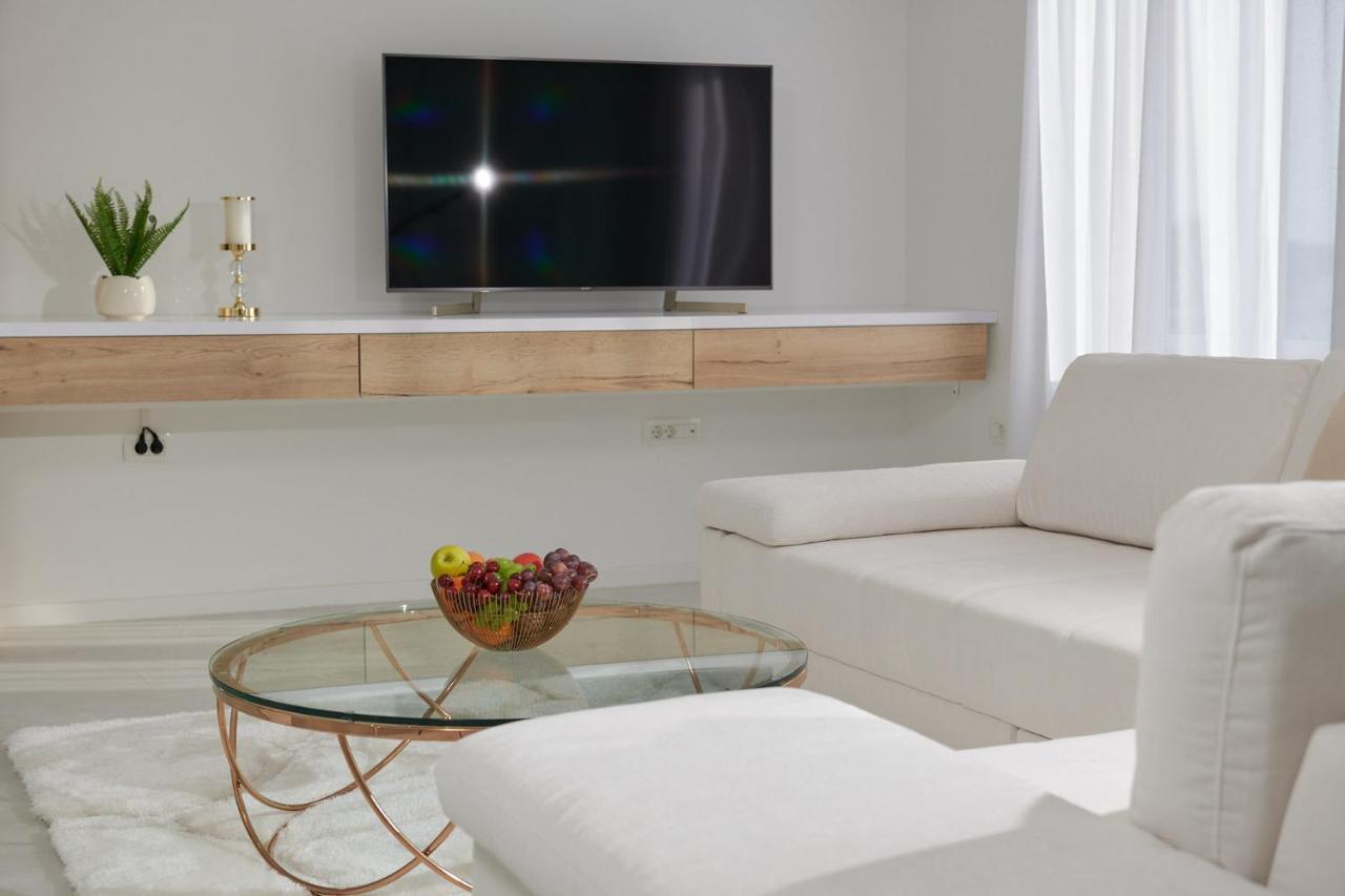 Hvar Majestic: Seaside Centre Retreat Hvar Town