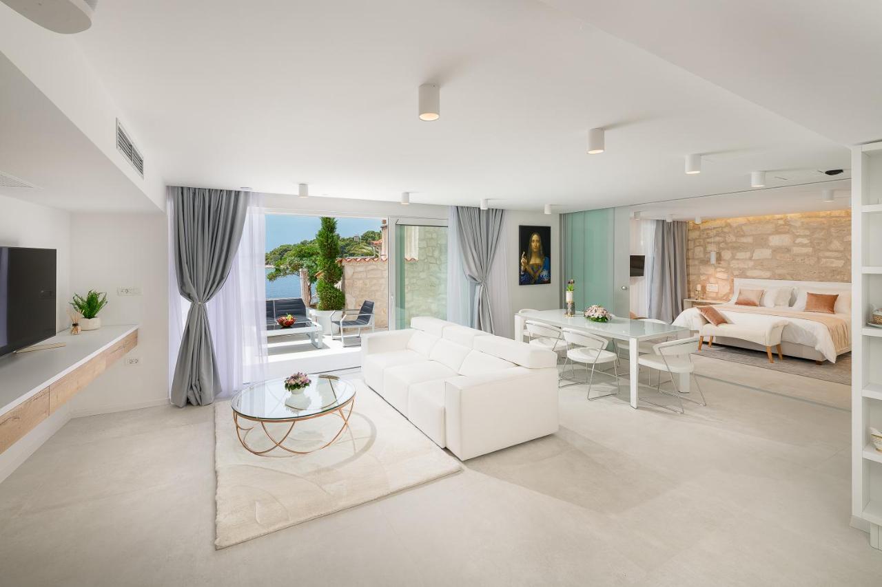 Hvar Majestic: Seaside Centre Retreat Hvar Town