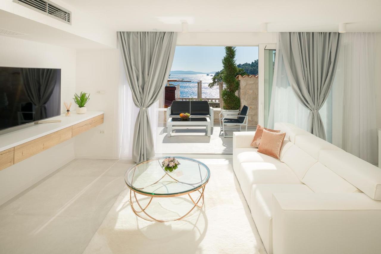 Hvar Majestic: Seaside Centre Retreat Villa *