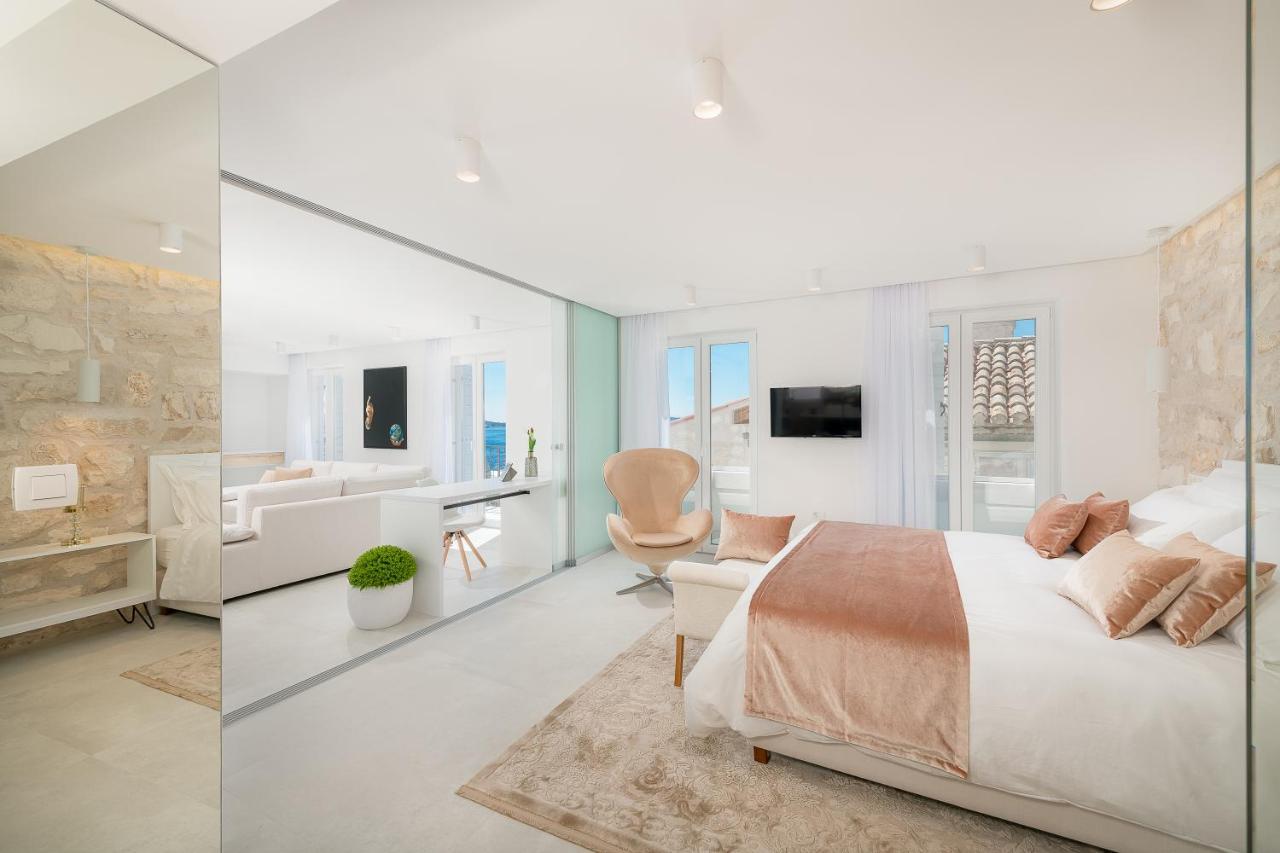 Hvar Majestic: Seaside Centre Retreat Villa