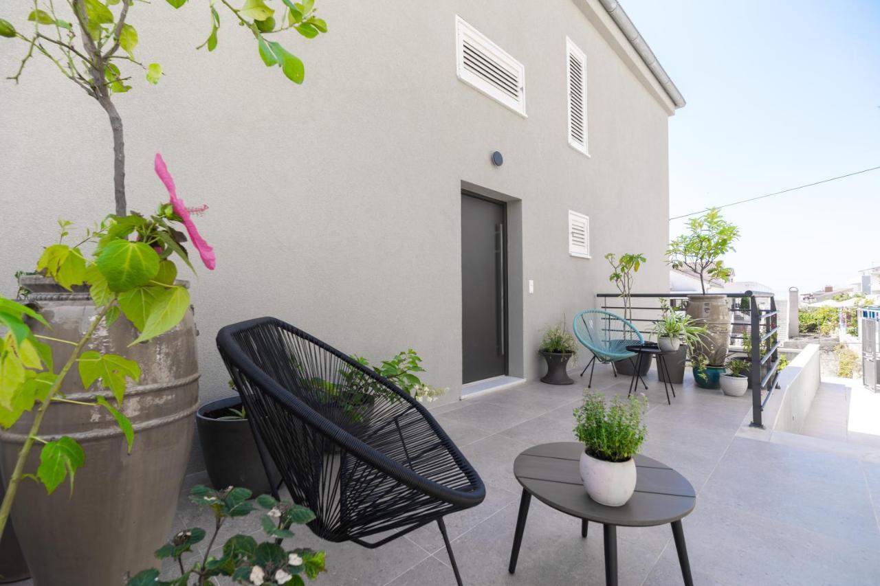Vale Apartment *