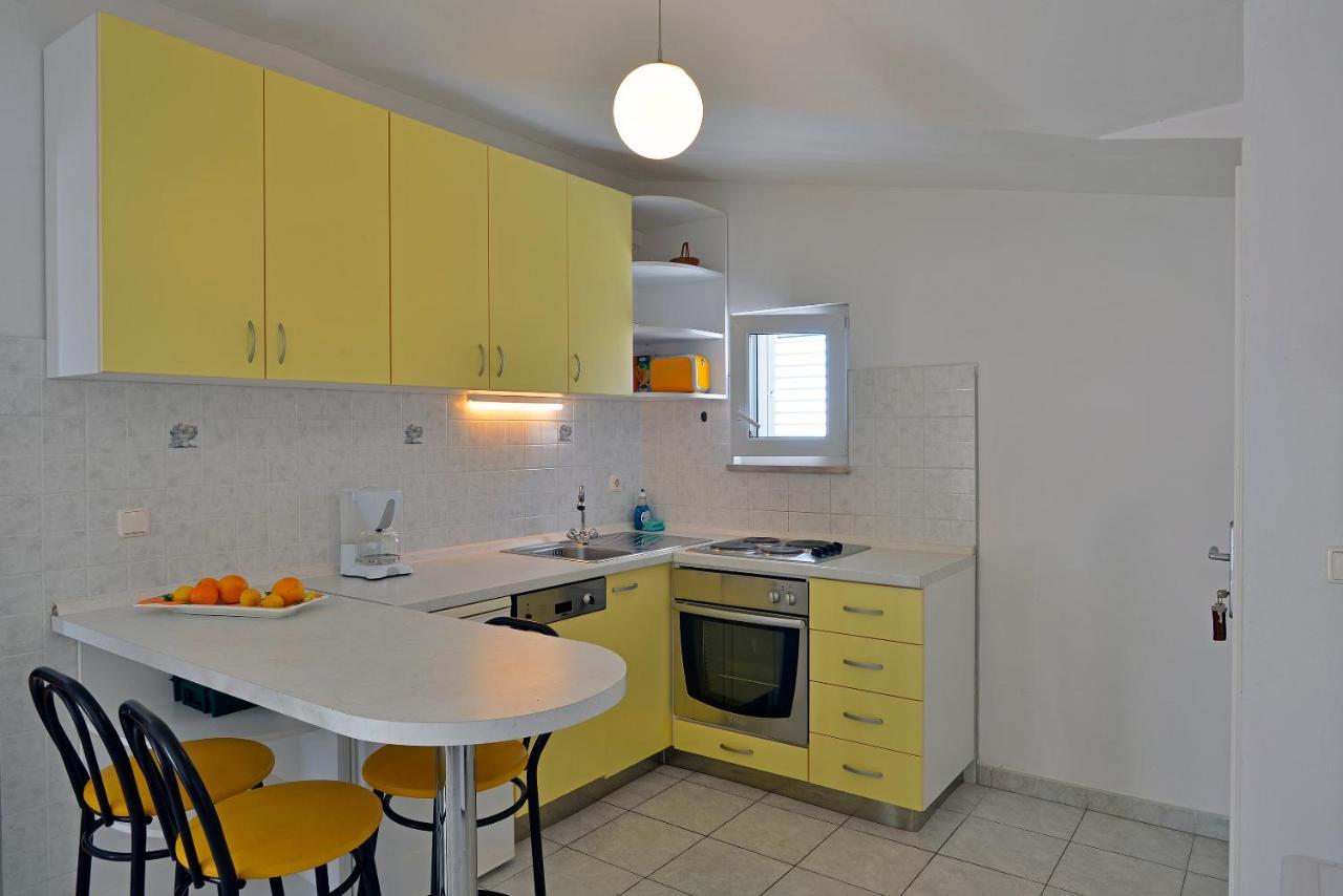Apartment Dinka Milicic *