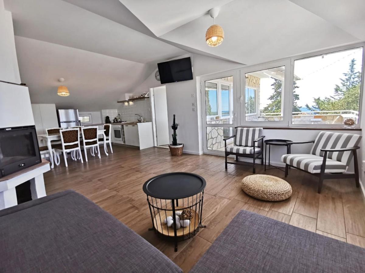 Apartment Spectacular Penthouse In Hvar Centre