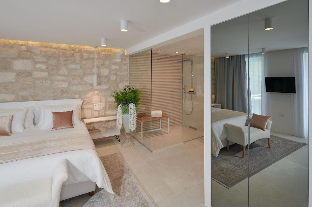Hvar Majestic: Seaside Centre Retreat Hvar Town