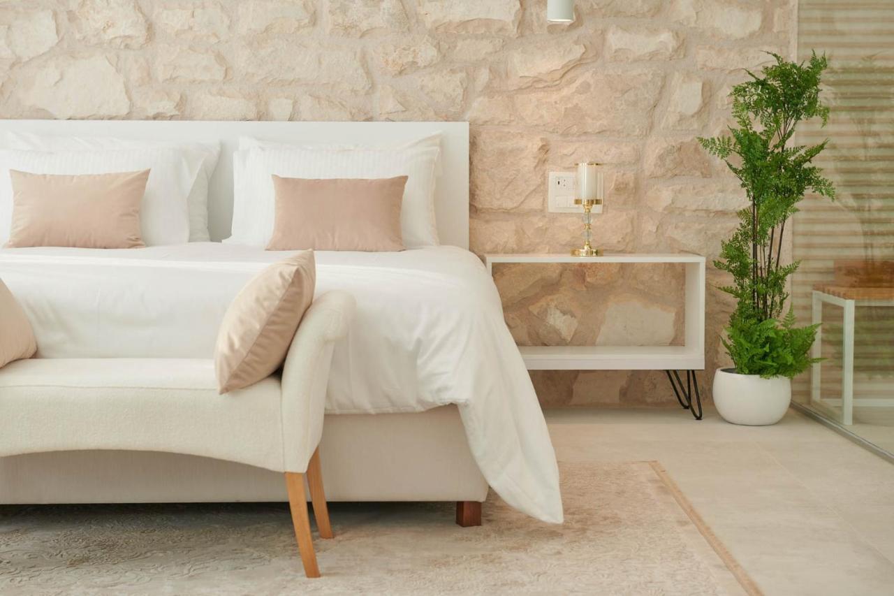 Hvar Majestic: Seaside Centre Retreat Villa Hvar Town