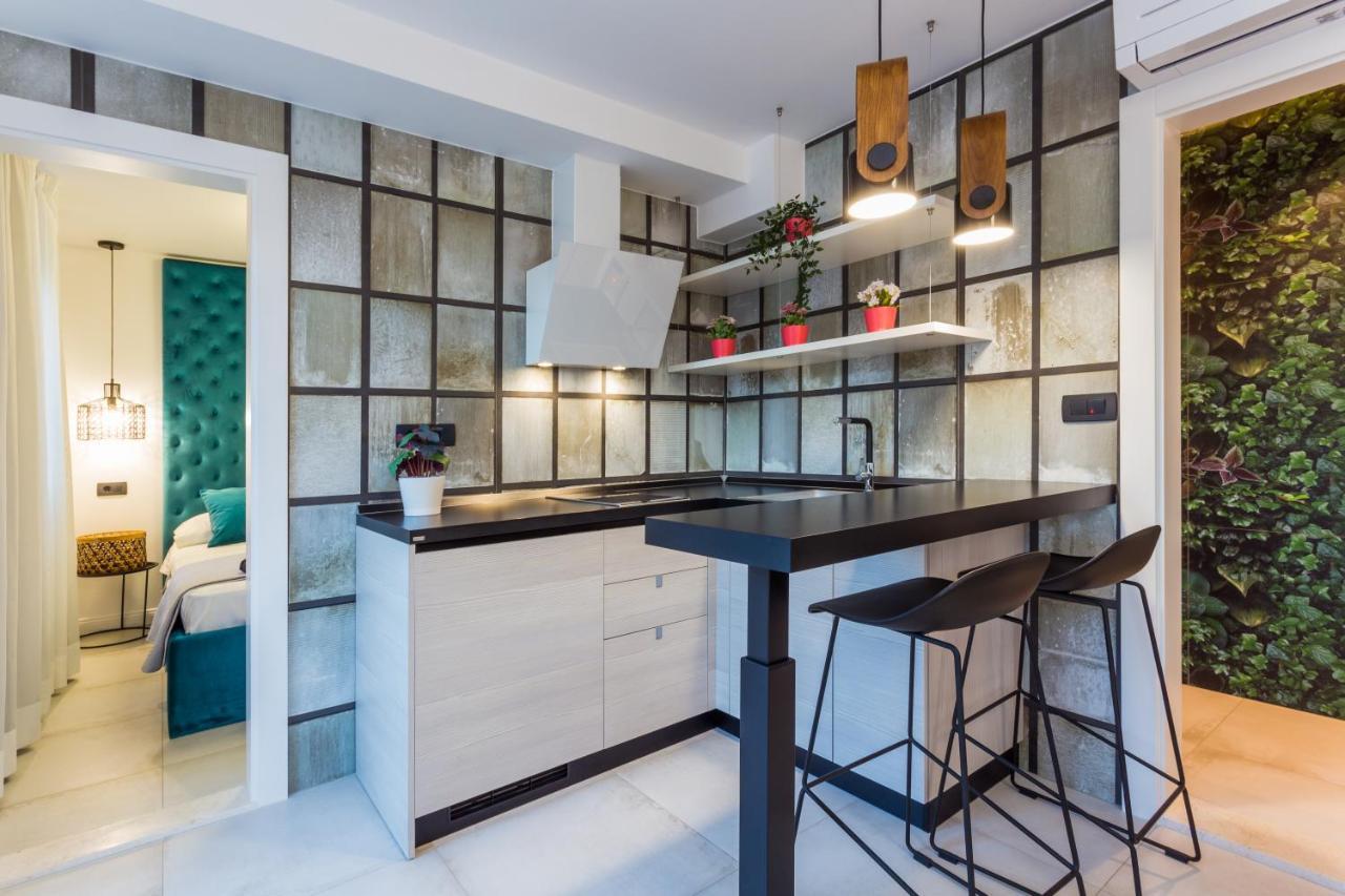 Capitis In The Center Apartman *