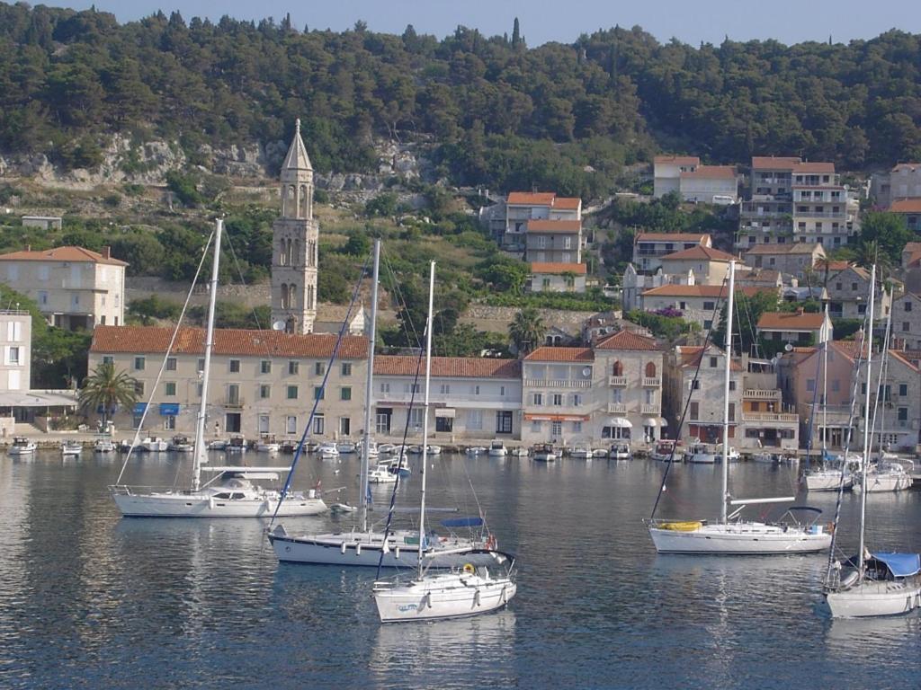 Hvar Apartamento *