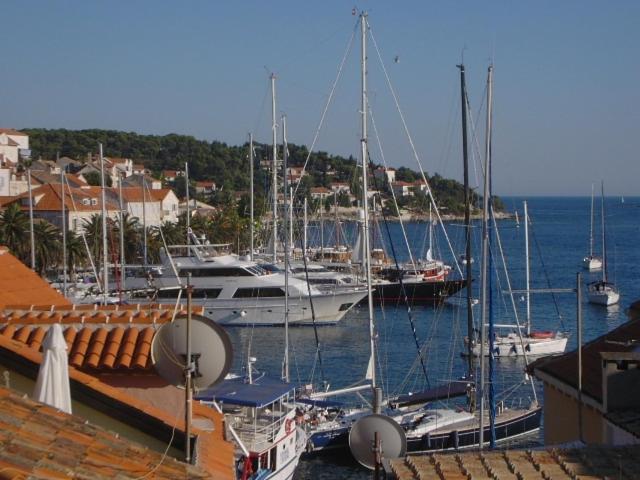 Hvar Apartamento *