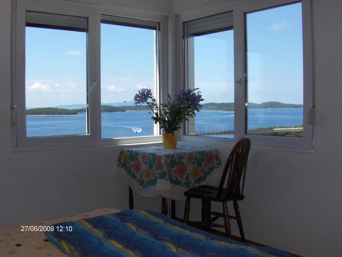 Apartment Lucija Hvar Town