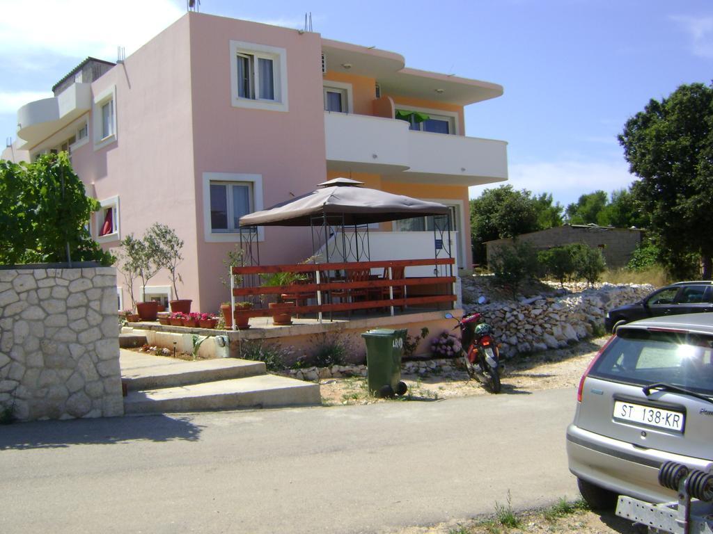 Sanja * Hvar Town