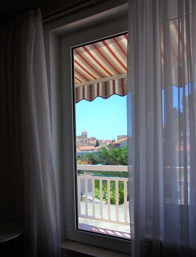 & Dolac * Hvar Town