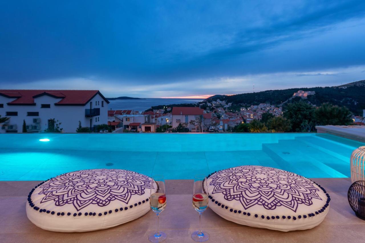 Infinity * Hvar Town