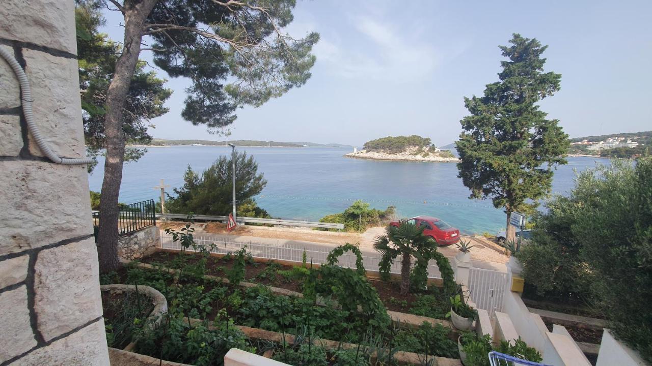 Shabby Chic Hvar Apartment Hvar Town