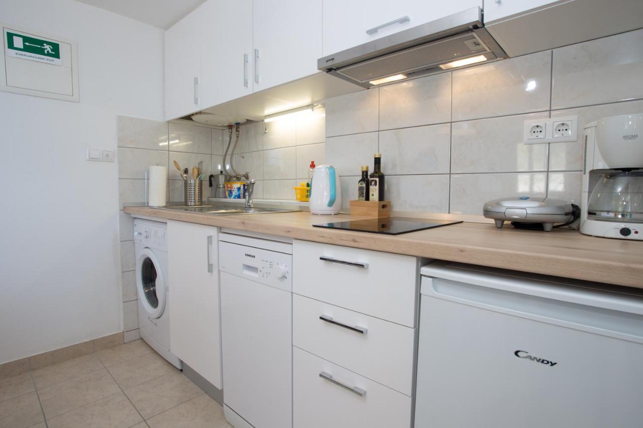 Apartment Ad Hvar *