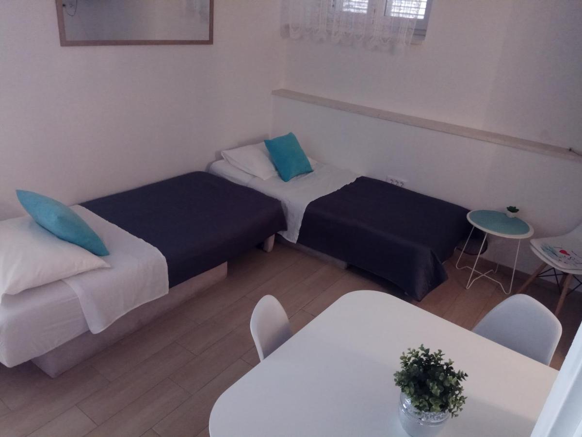 Hortenzia Apartment Hvar Town