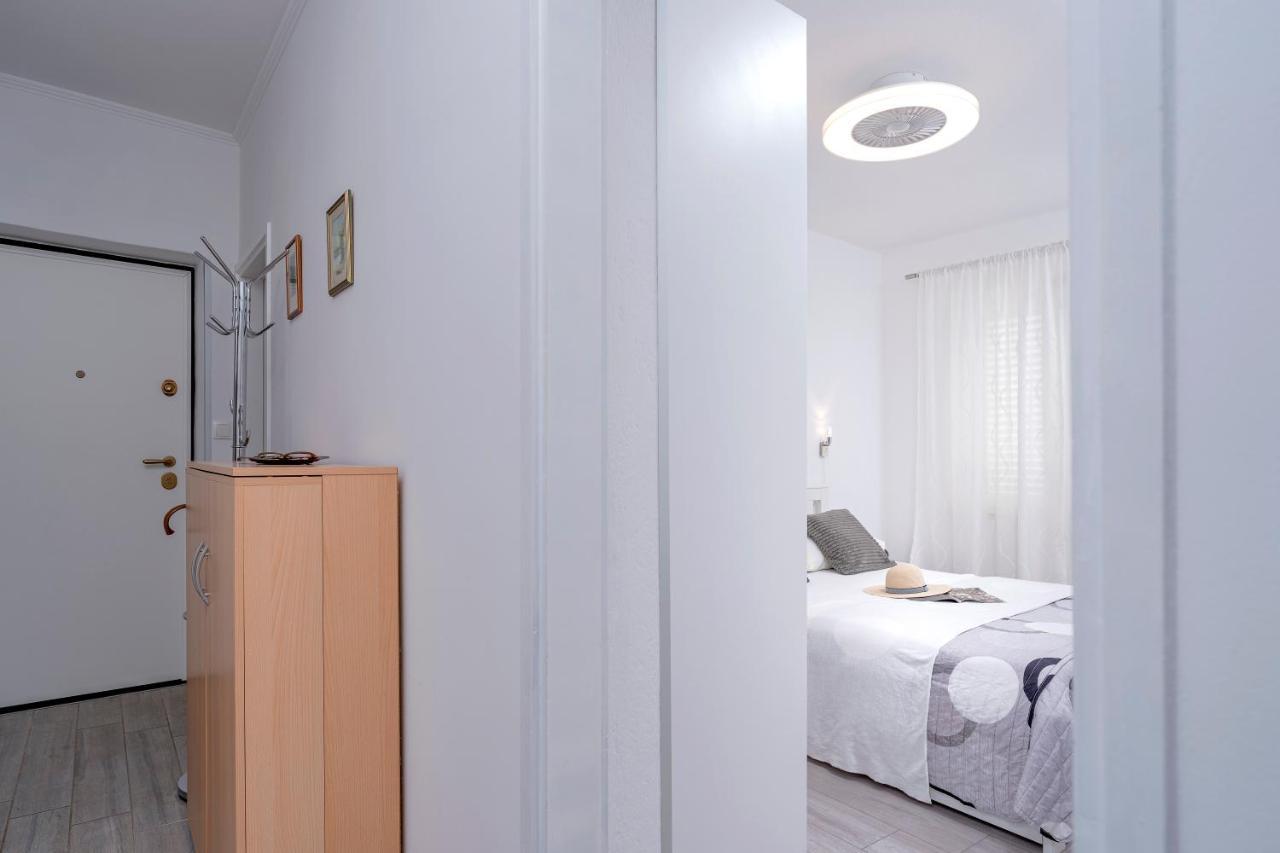 Kumquat - Zf Hvar Apartment *
