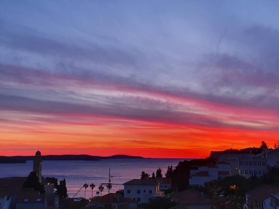 Awaken Gorgeous Sea View