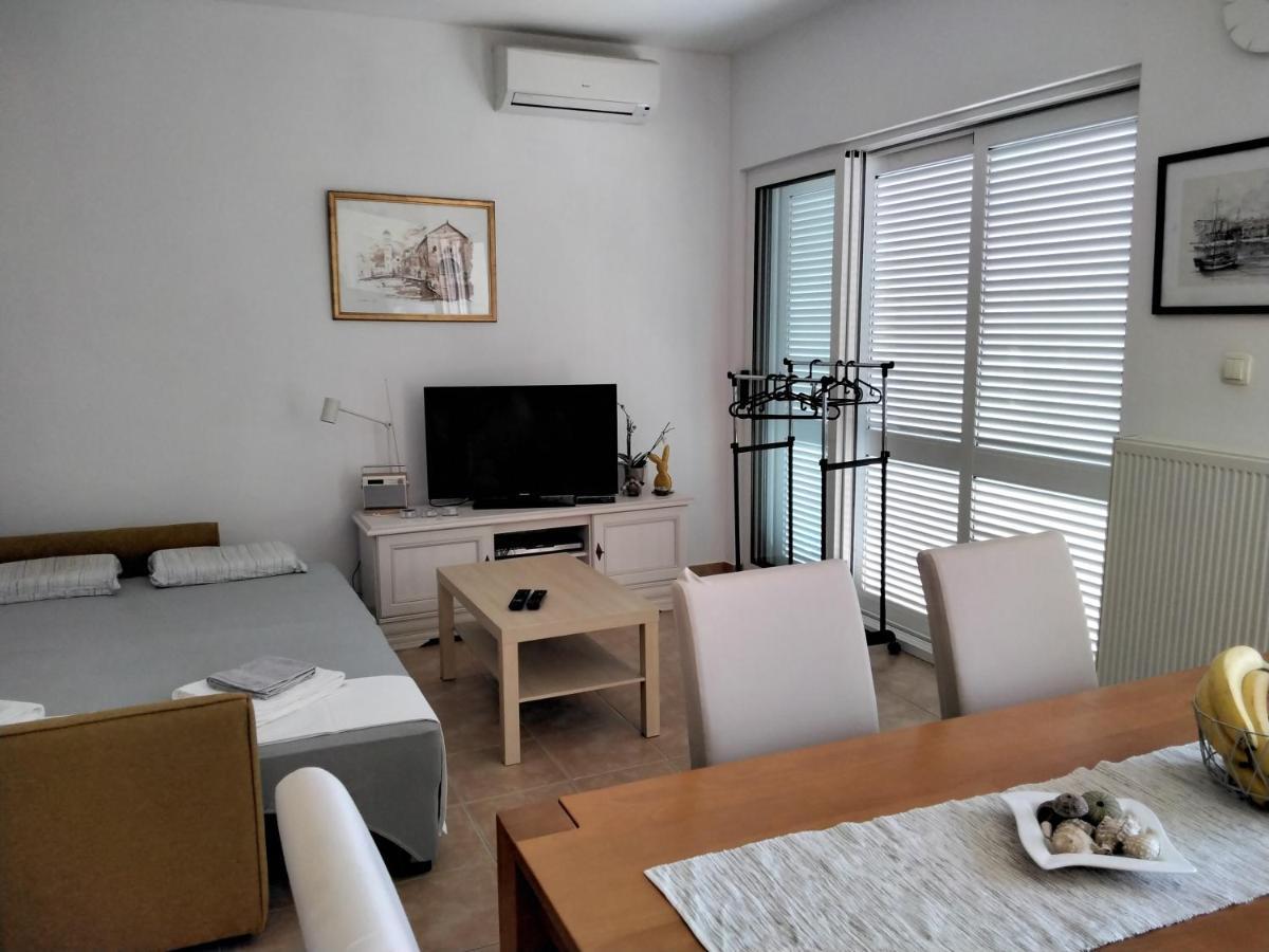 Apartment Loris Hvar Town