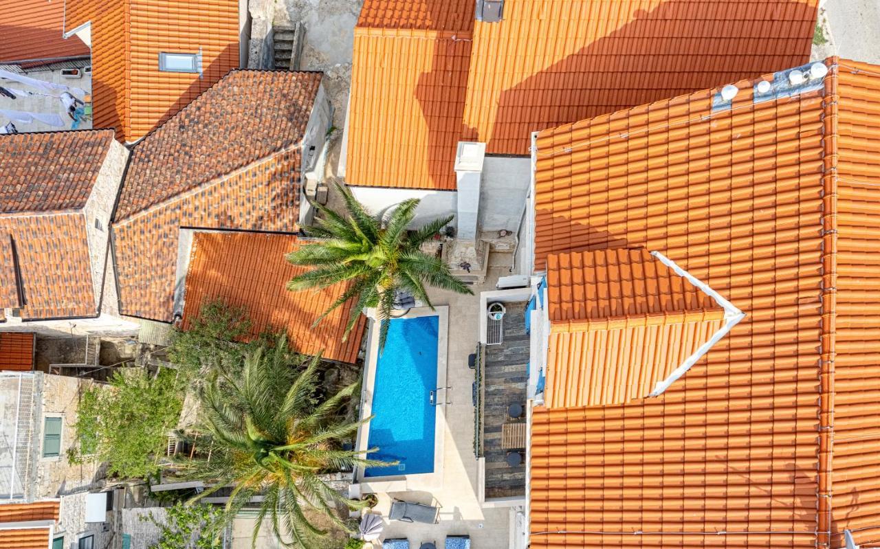 Capitis In The Center -private Pool Hvar Town