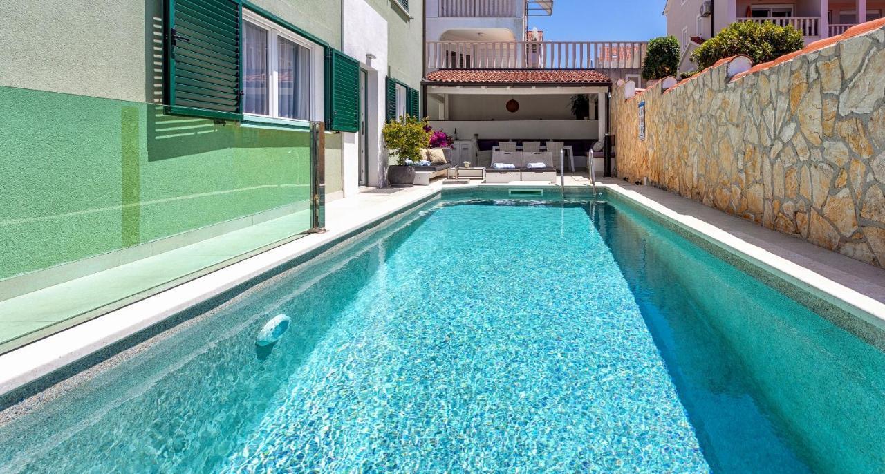 Apartman Amos With Private Pool *