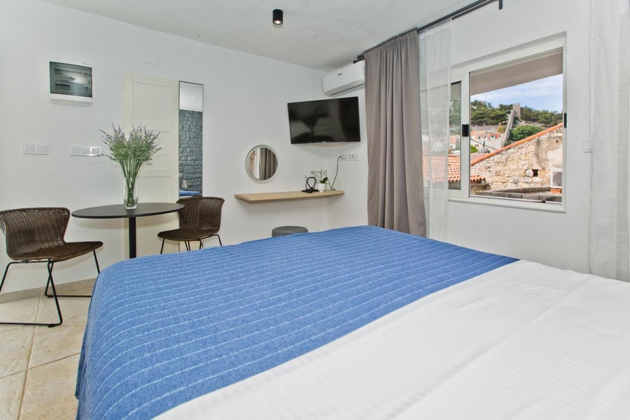 And Happy Place Apartman *