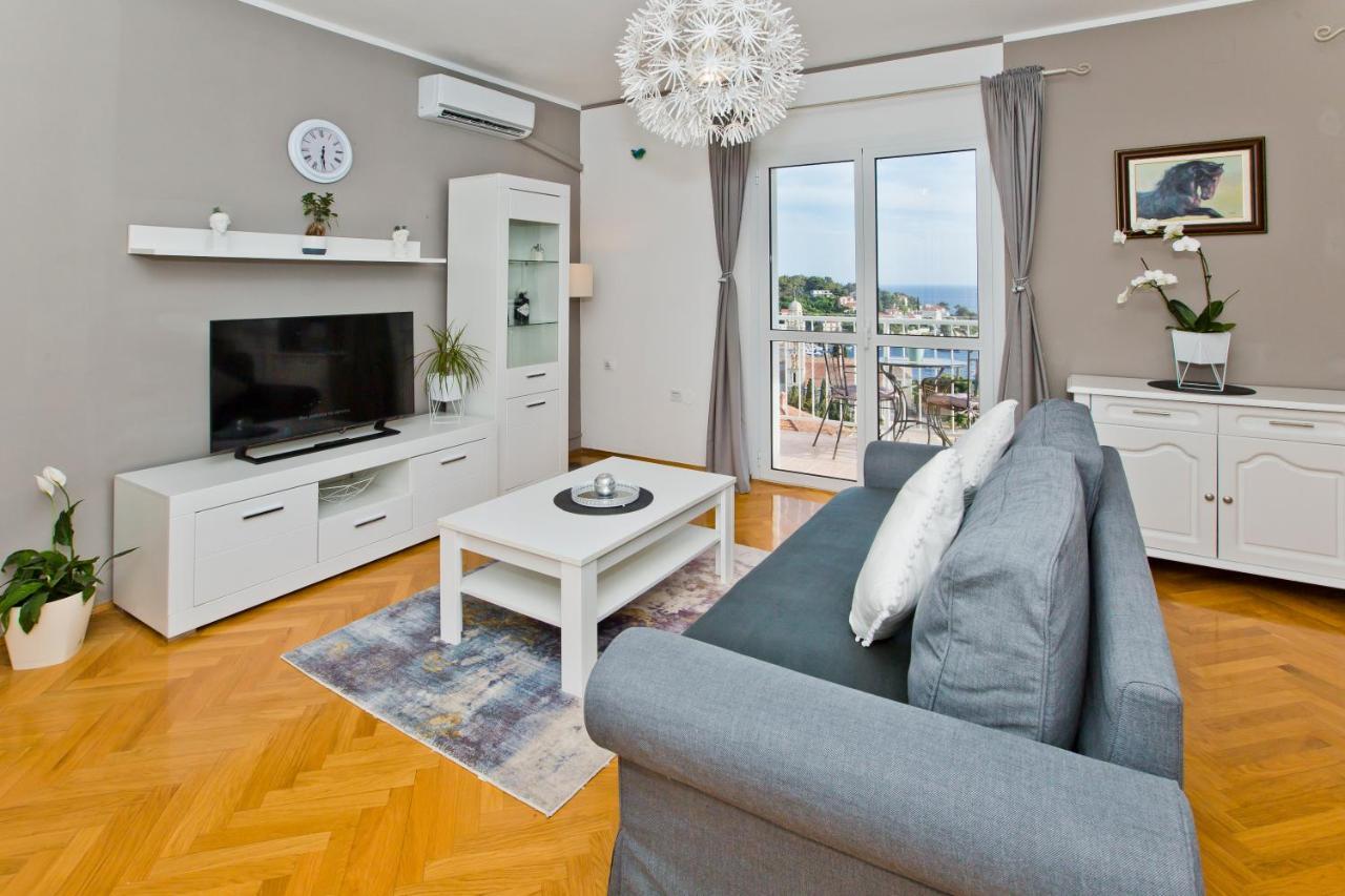 Apartment Milton Hvar Hvar Town