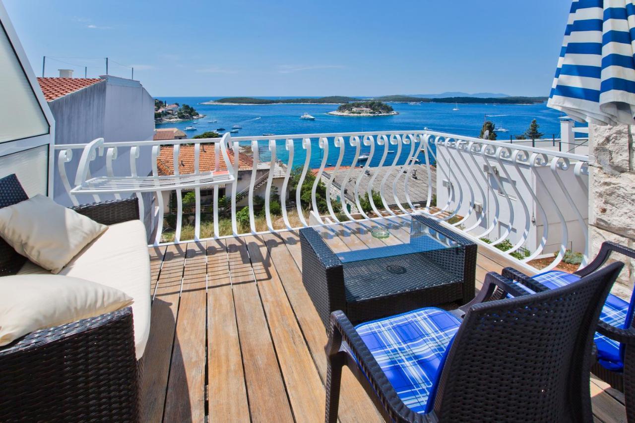 Carpe Diem Hvar * Hvar Town