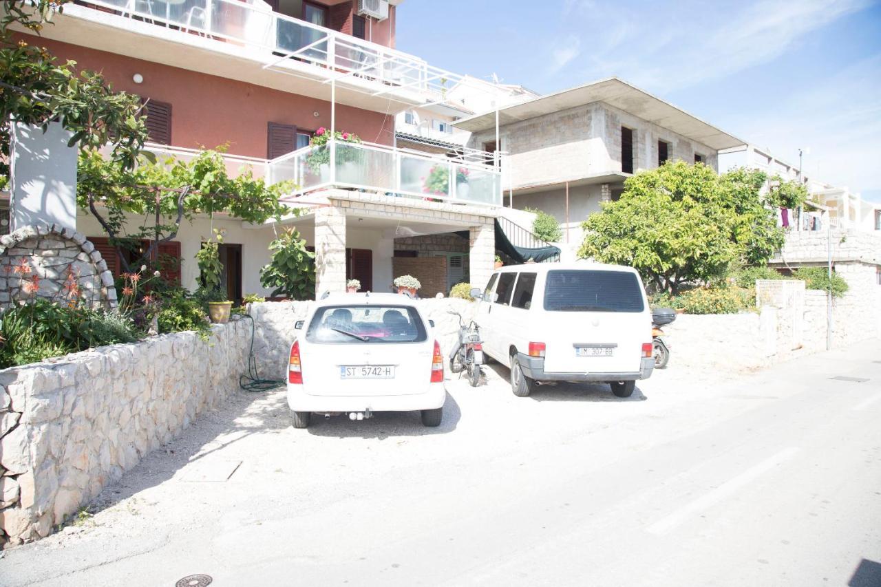 And Nikol Apartment