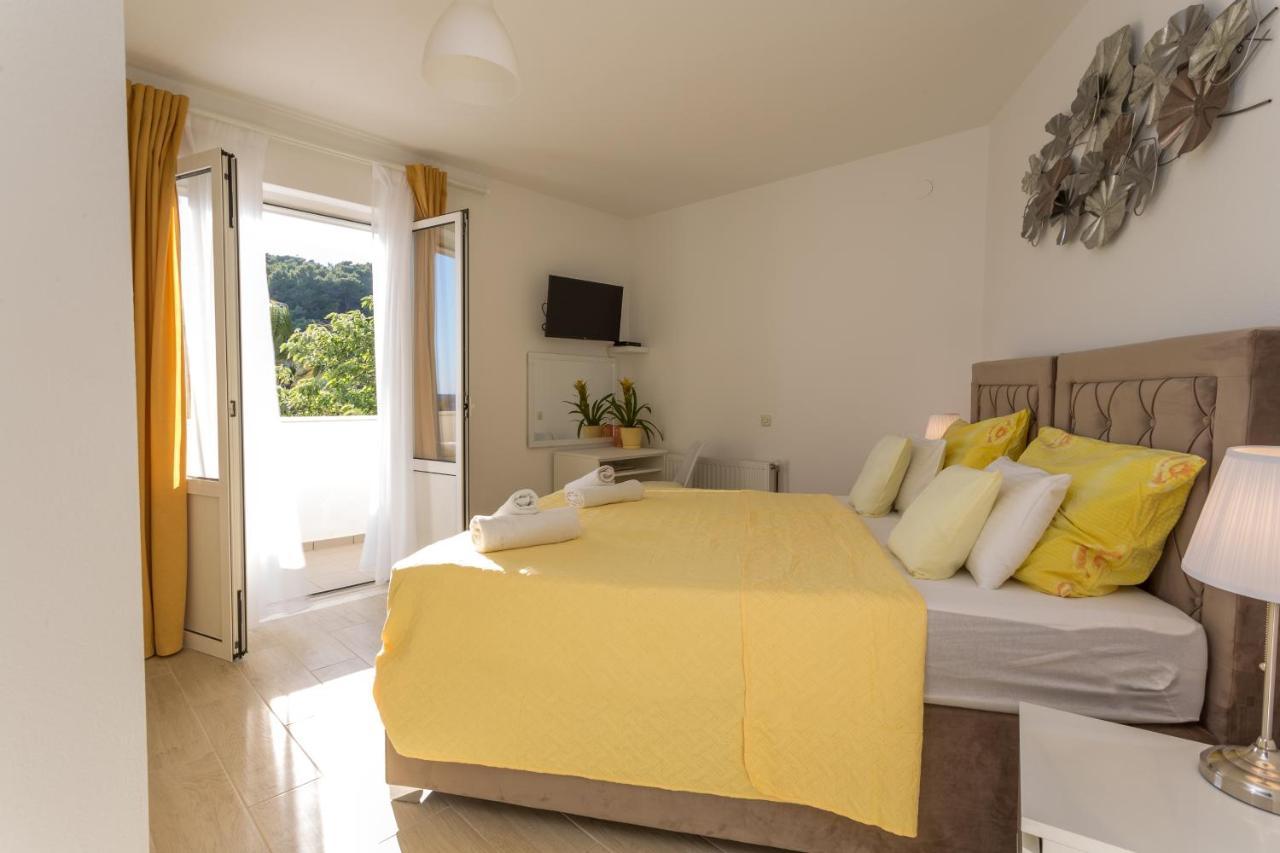 Rooms By The Sea Hvar - 8785 Guest house 3*