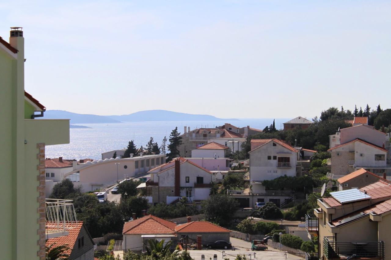 And With Parking Space Hvar - 8717 Guest house
