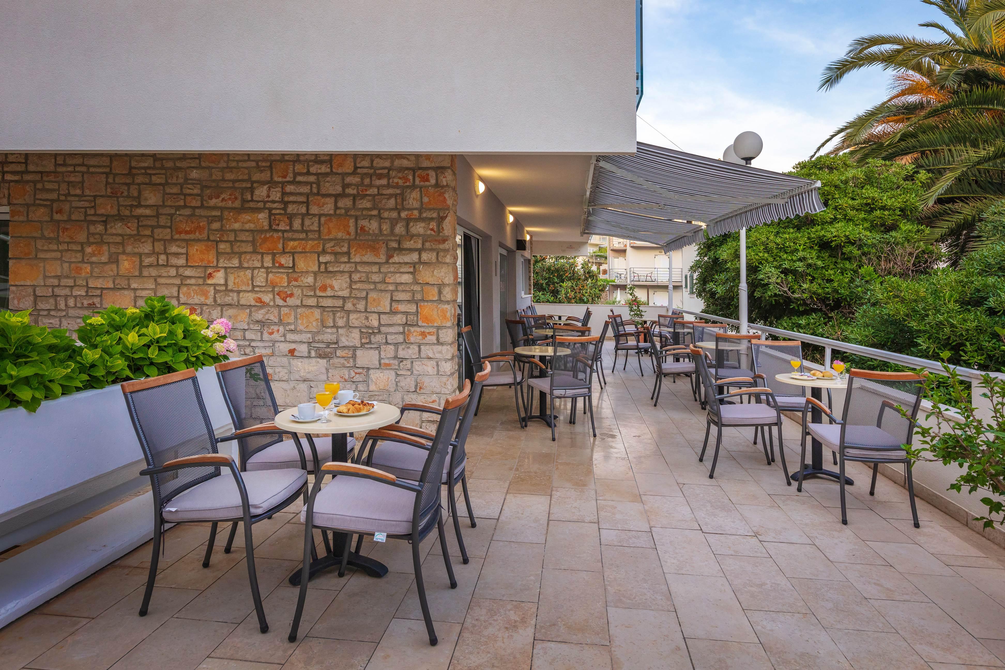 Pharia And - By The Aparthotel 3*