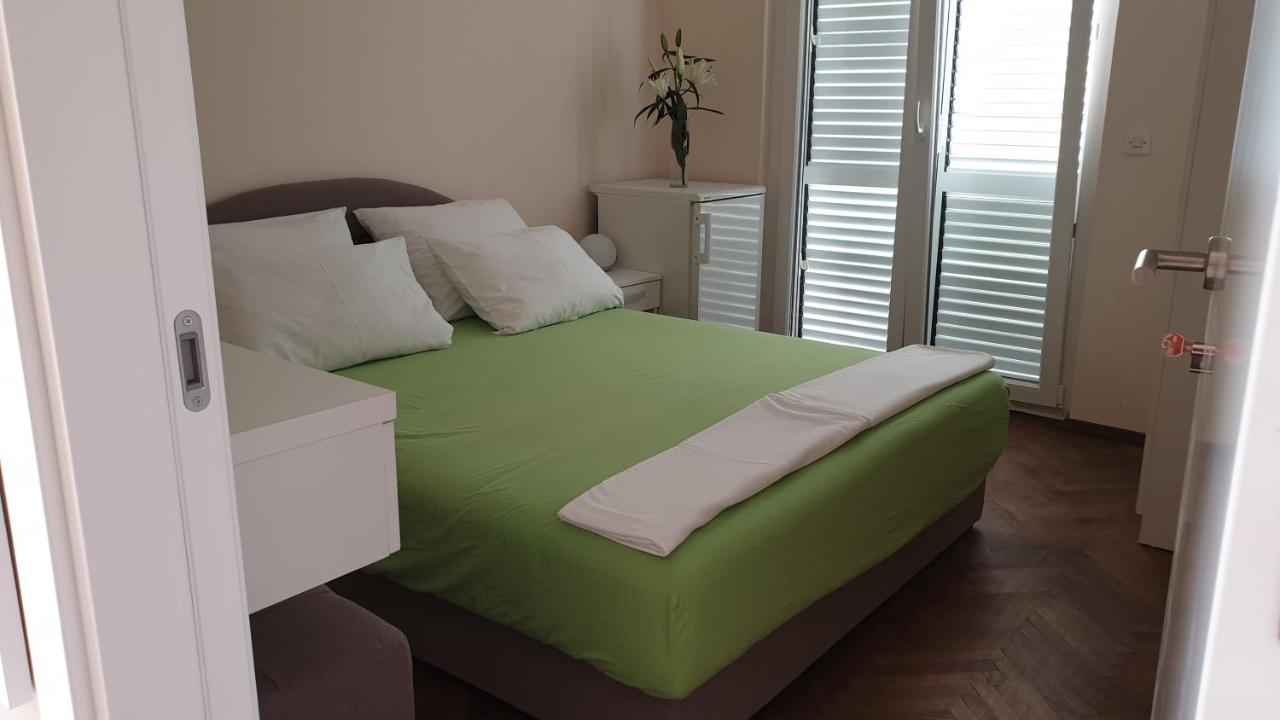 And With Parking Space Hvar - 15378 Guest house