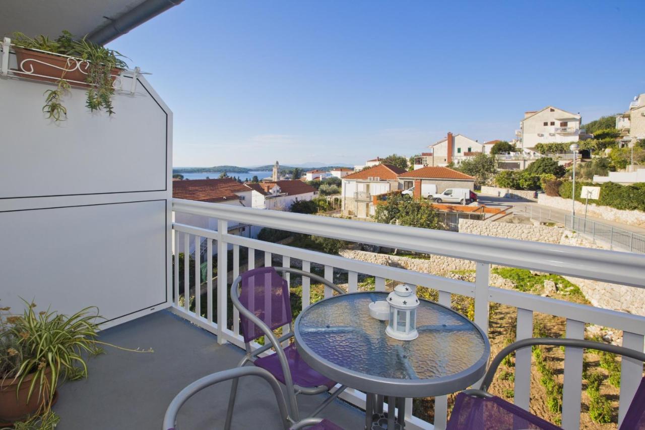 Apartment With A Parking Space Hvar - 18283