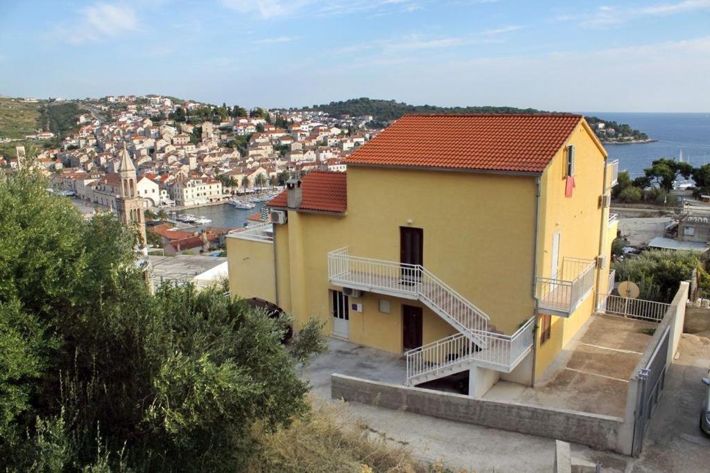 Apartment In With Sea View, Terrace, Air Conditioning, Wifi 3615-2 Hvar Town