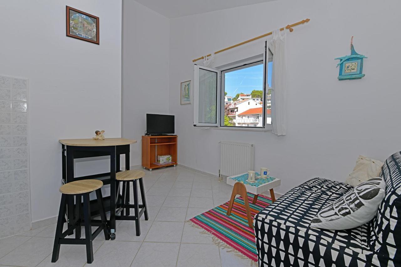 Biba Hvar *