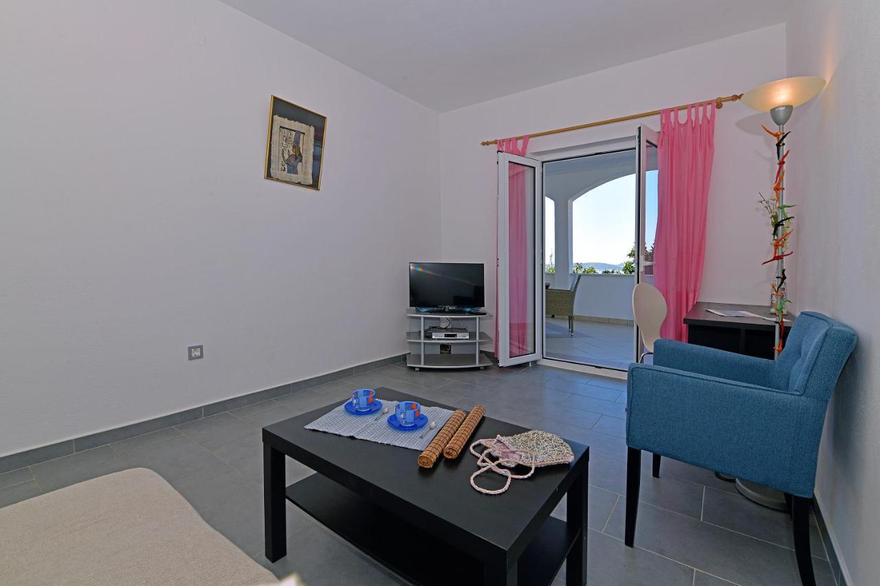 Apartment Biba Hvar