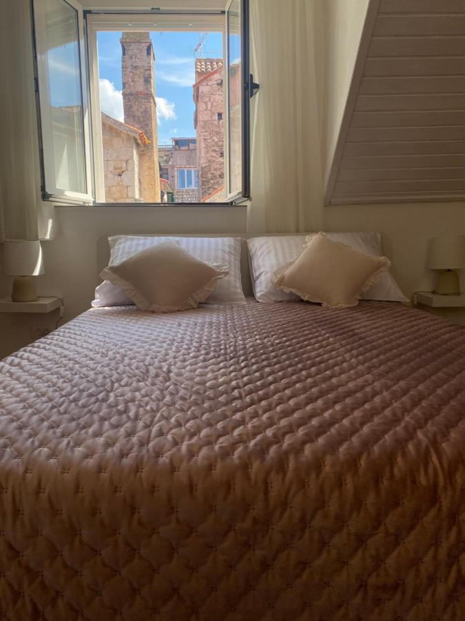 *beautiful, Centrally Located Apartment* Appartement *