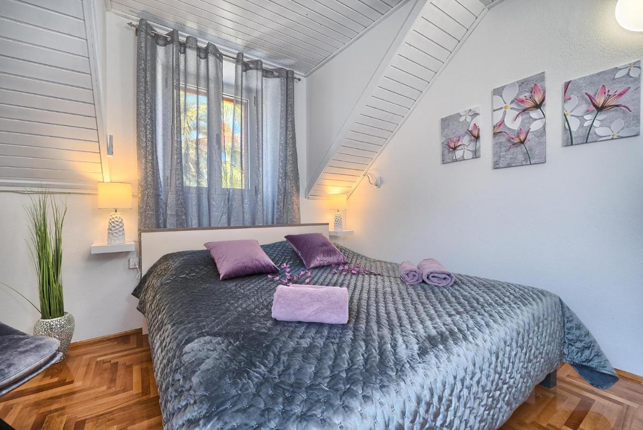 Couple's Getaway In The Center Of Hvar W/sea View *