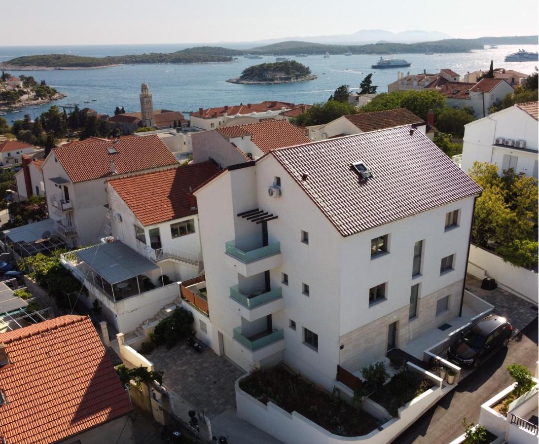 Marisa Hvar Iii Apartamento