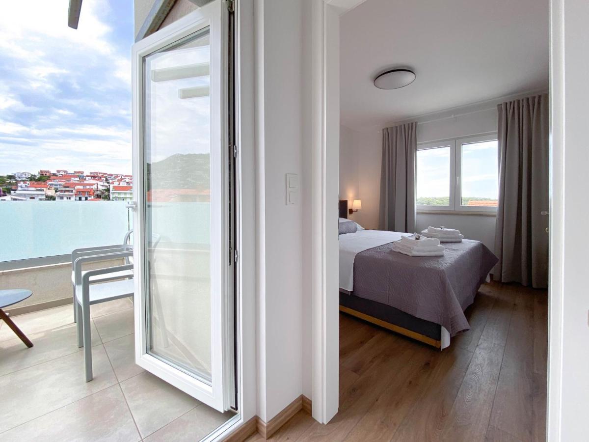 Marisa Hvar Iii Apartamento *