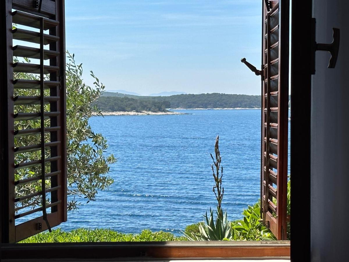 Apartment Porthos Hvar Town